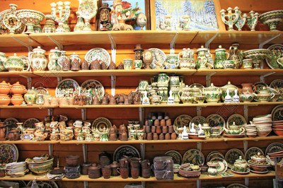 器韵流转 从匠心手艺到货架上的陶瓷艺术